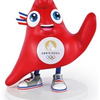 figurine mascotte jo 2024 - jo2506.jpg