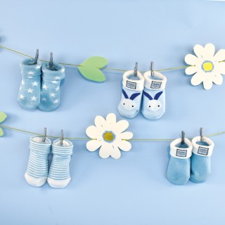 Mignonnes petites chaussettes recherchent petits petons tous neufs, 0 - 6 mois ! ????En prévision de septembre et des températures qui baissent notamment en fin de journée, pensez à prévoir les chaussettes pour maintenir la bonne température de bébé ! ????#chaussettes #douceur #confort #bebe #grossesse #Maternite #doudouetcompagnie