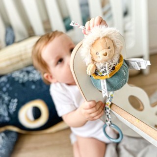 peluche musicale lion
