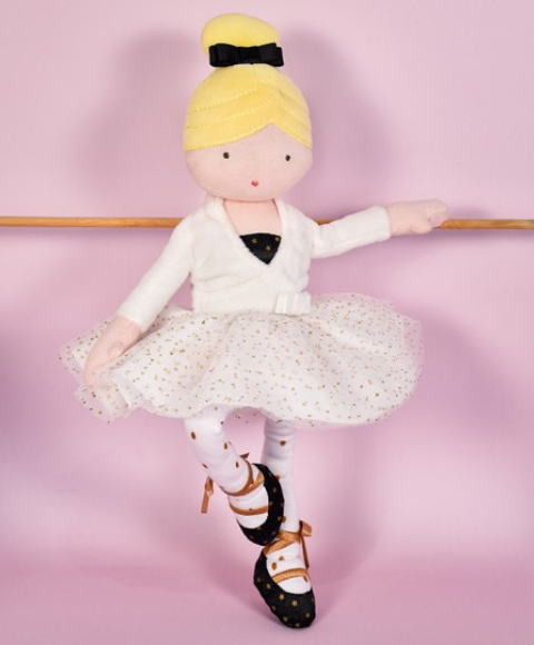 poupee de chiffon danseuse.png