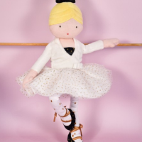 poupee de chiffon danseuse.png