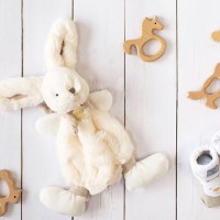 DC2123-doudou plat lapin bonbon marron