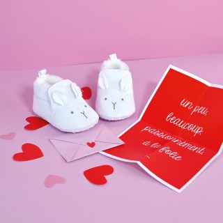 Aujourd'hui, nous célébrons la Saint-Valentin ❤️C'est peut-être le moment d'annoncer une grande nouvelle qui symbolise l'amour ????#doudouetcompanie #saintvalentin #amour #love