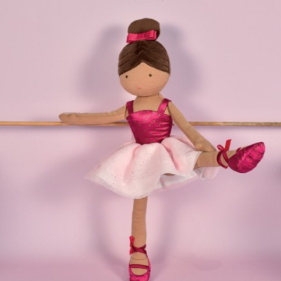 Isadora, ma petite ballerine - Poupée en tissu danseuse -35 cm