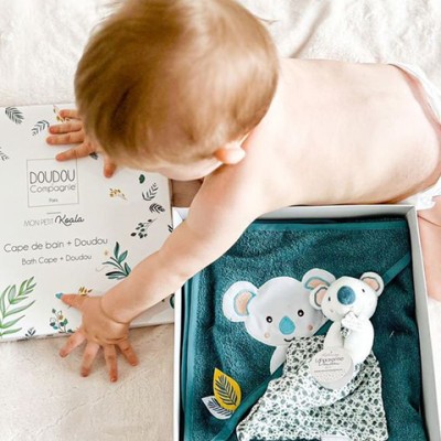 Coffret cadeau cape de bain et Doudou Yoca le koala - 80 x 80 cm