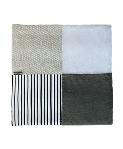 tapis de jeu carré mosaique gris