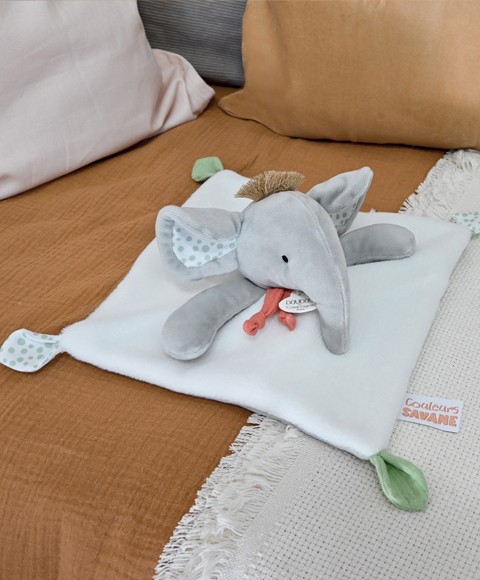 doudou plat elephant gris carré 25 cm