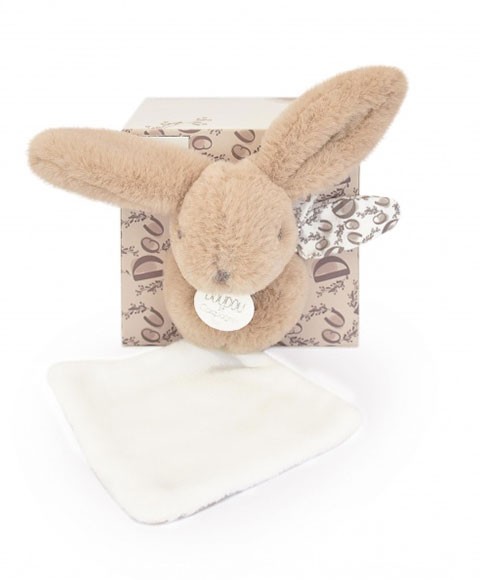 petite peluche Lapin  beige avec mouchoir.jpg