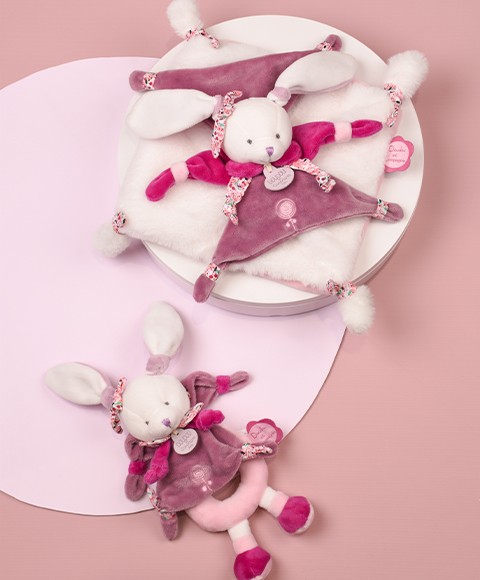 DC2703 DC2700.jpg Gamme Cerise le lapin rose