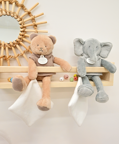 Doudou Ours marron avec mouchoir - Sweety - 25 cm - DC4187-88.png