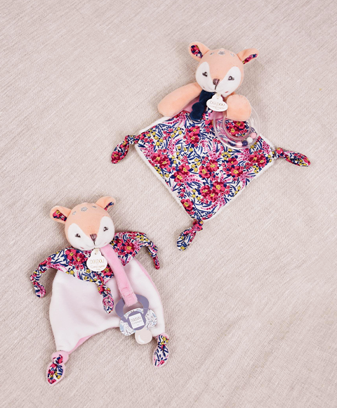 Doudou attache sucette Faon - DC4220-4221.png