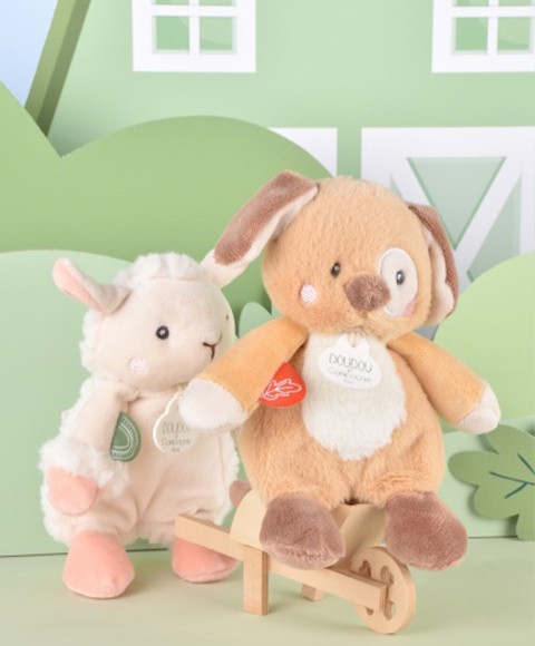 DC4358 mouton et peluche chien