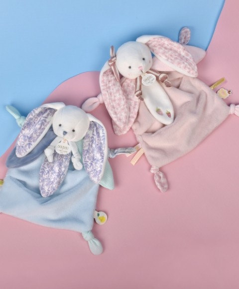 Lapin Vanille - Fraise Doudou - 25 cm (3).jpg