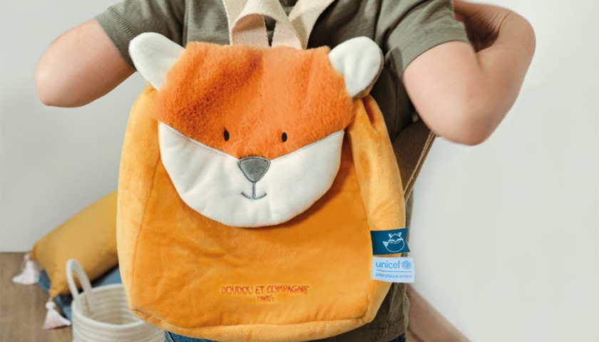 sac a dos peluche en forme de renard orange