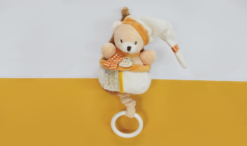 peluche musicale ours miel avec tirette
