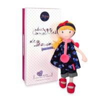 poupée tissus blonde avec écharpe ponpon.png