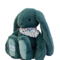 lapin en peluche vert.jpg