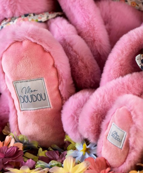 peluche lapin rose.jpg