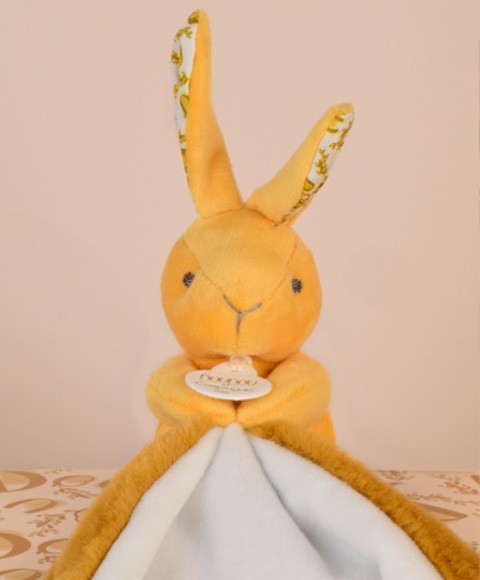 doudou mouchoir lapin jaune.jpg