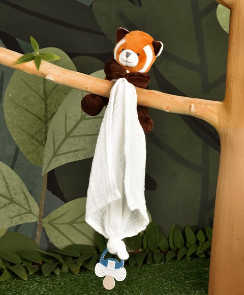 DC3982-42.jpg Doudou attache sucette peluche panda roux - 12 cm - Unicef
