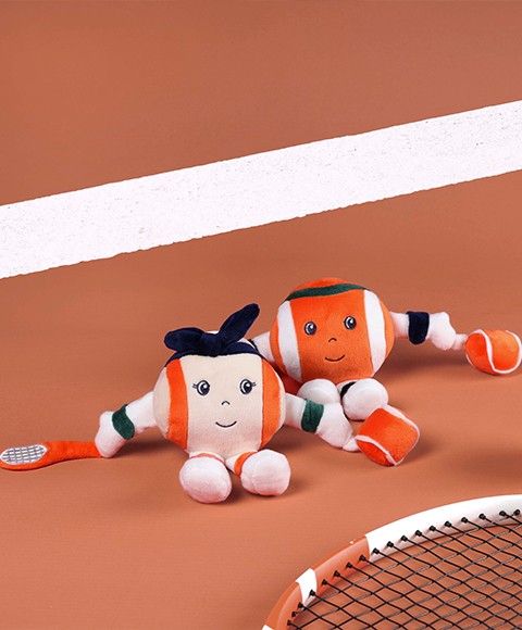 LI4606.LI4605 Duo Peluches Roland-Garros personnages tennis officiels Paris