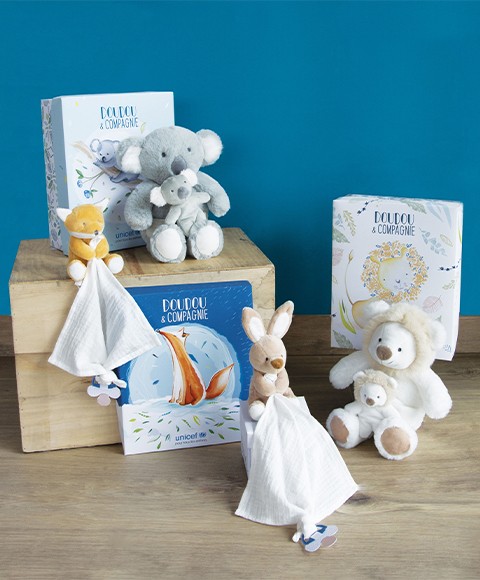 DC3786-4 Doudou Unicef