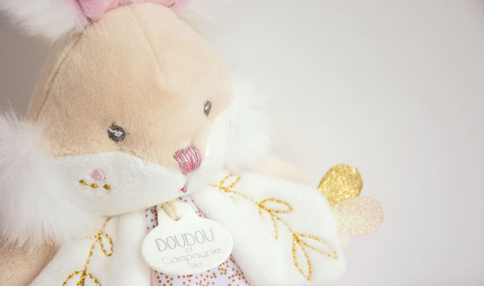 peluche musicale lapin rose avec tirette rose
